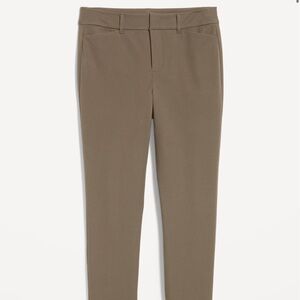 Old navy pixie high rise dress pants. W/tags. Size 4